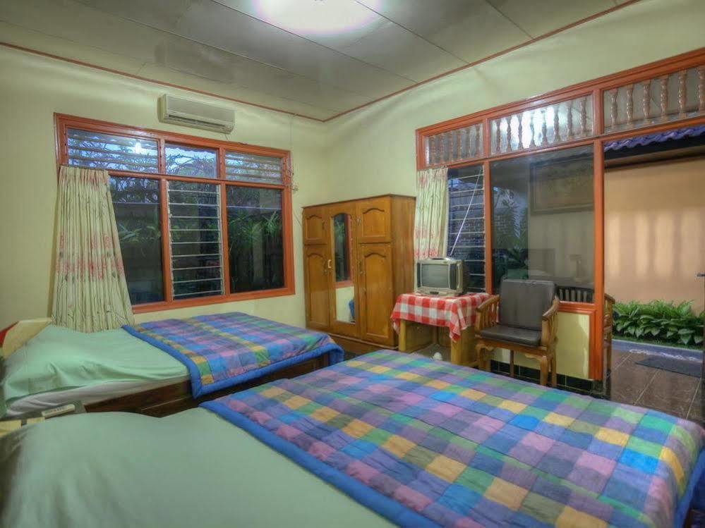 Kesumasari Beach Hotel Sanur Exteriör bild